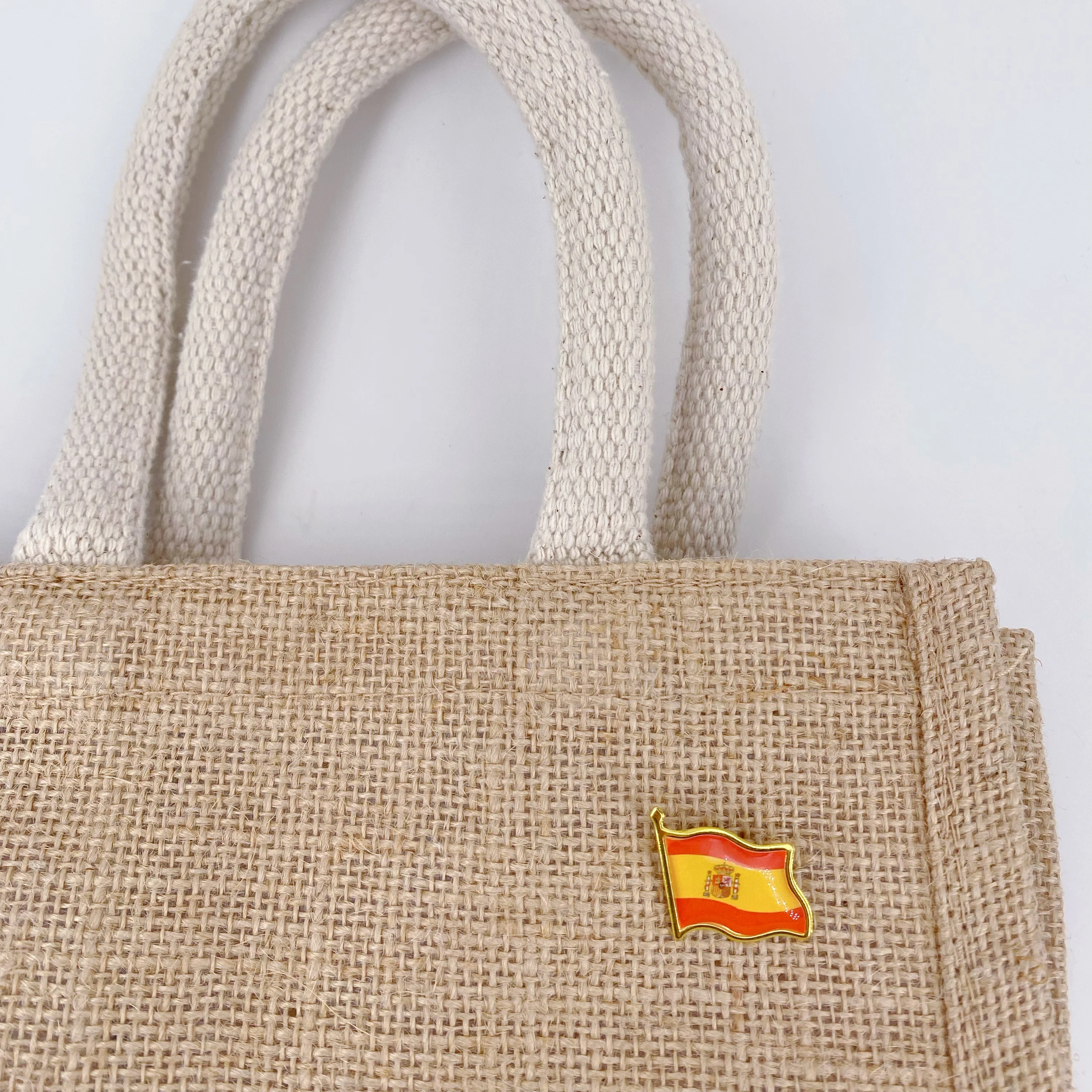 Anstecknadel mit spanischer Flagge – Länderflagge, patriotische Brosche, große Packung mit Anstecknadeln für Hut, Krawatte, Kleidung, Rucksack – Detail 3