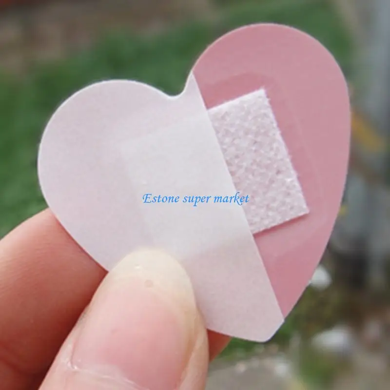 090B Heart Shaped Bandages First Aid Latex-Free Adhesive Bandage for Kids & Adults