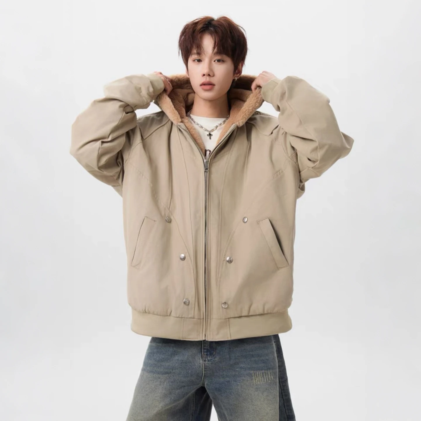 

Мужская зимняя куртка из утепленного ватинированного холста с капюшоном, молодежная, свободного кроя, на молнии, с длинными рукавами