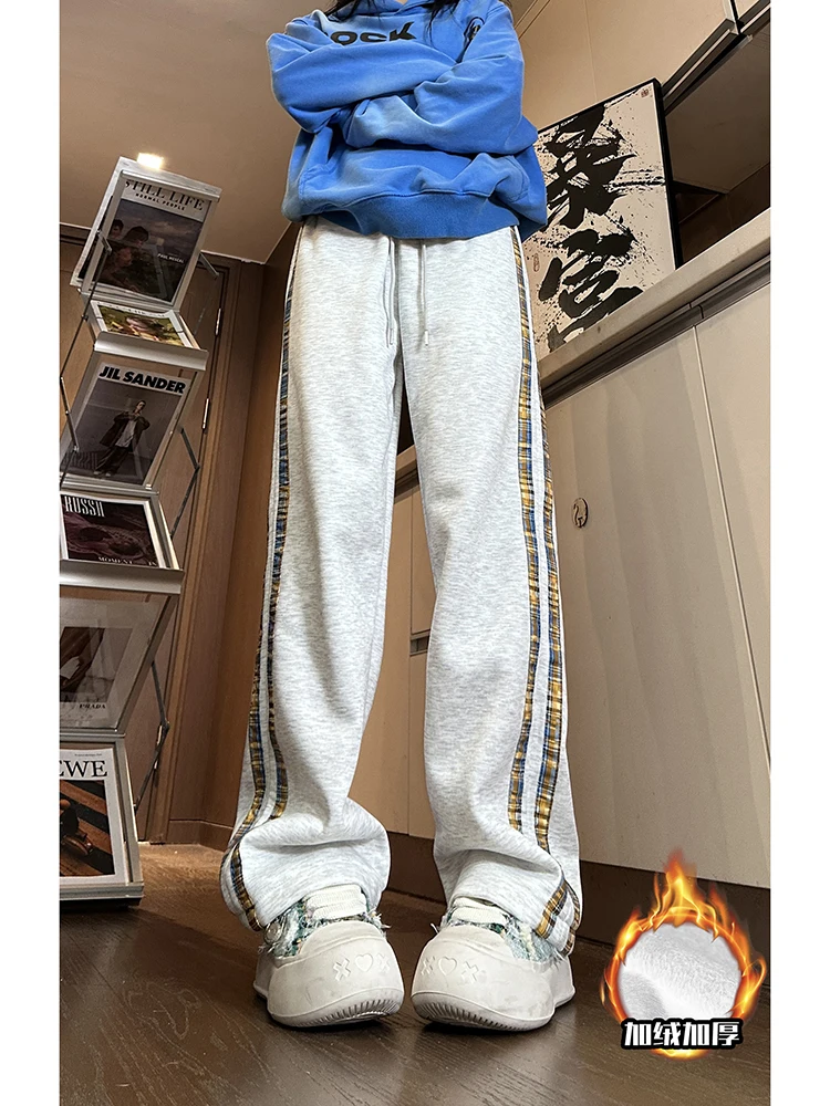 

Мужские зимние повседневные брюки серого цвета с камуфляжными полосками, свободные брюки в стиле хип-хоп, спортивные брюки прямого кроя, молодежные модные брендовые брюки