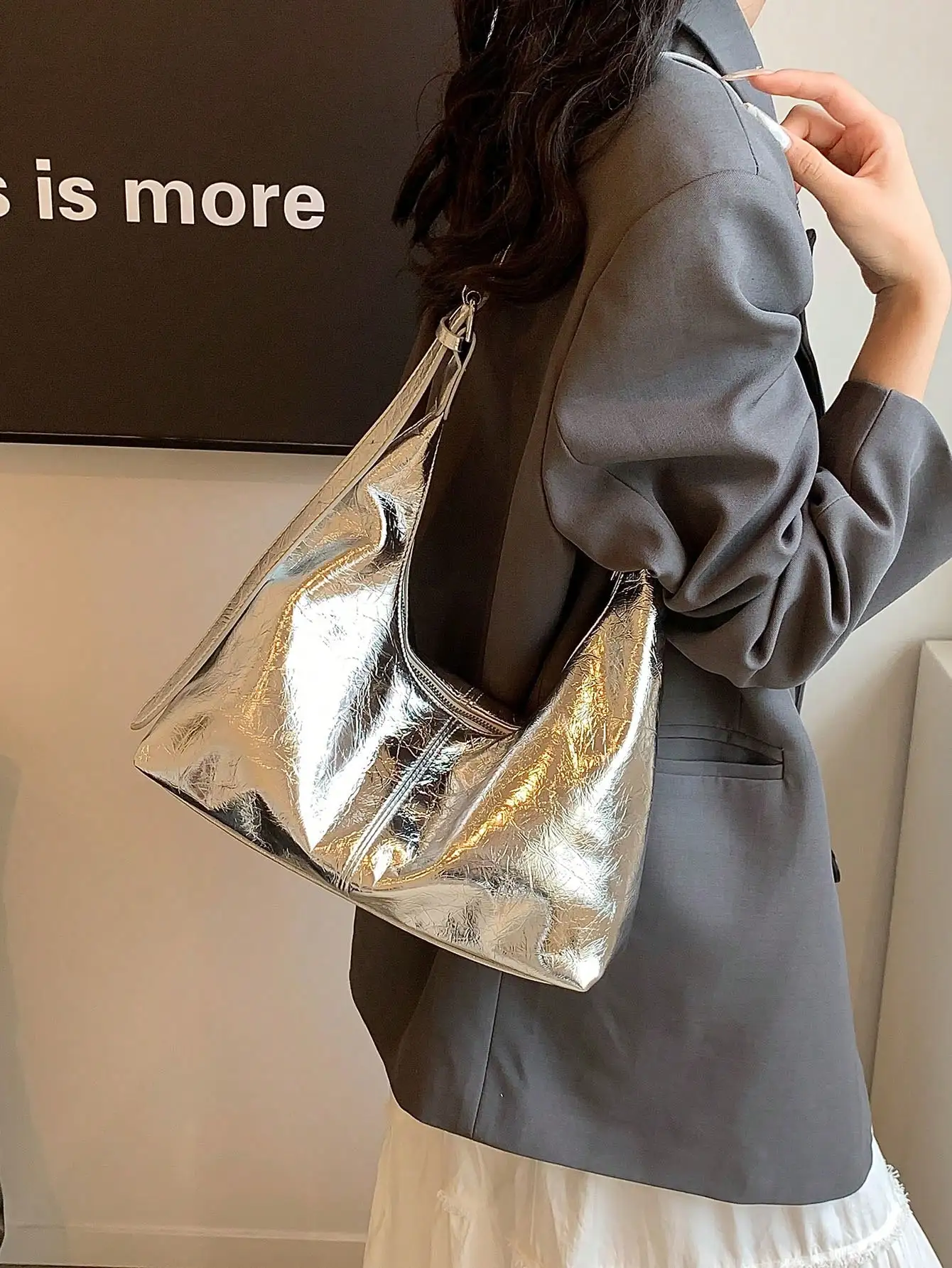 

1pc Fashion Cracked Color Large Capacity Shoulder Bag, Crossbody Dumpling Bag Handbag, Versatile, Suitable For Office, Commute, Shopping And Holiday Gifts, Women's Bag, Silver Bag