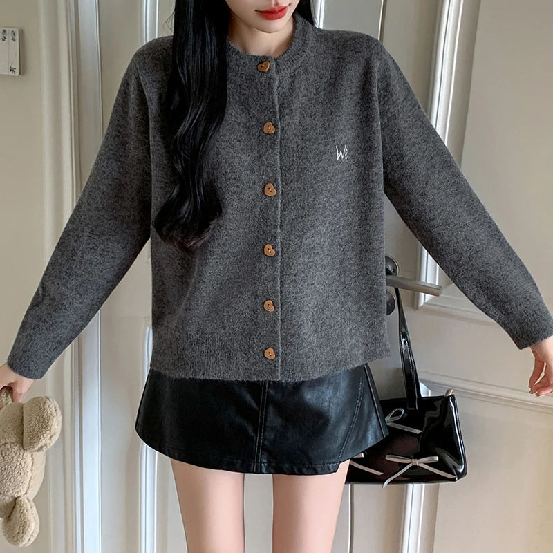 

Letter Embroidered Knitted Sweater Fall Winter Long Sleeve Cardigan Tops Female Preppy Style Heart Button Stretwear Cardigan