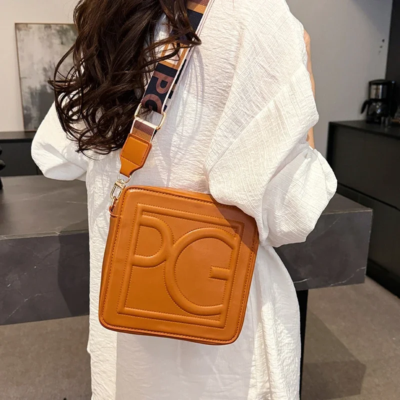 

Классическая женская сумка через плечо с кожаной отделкой, популярная и элегантная женская сумка известного дизайнера