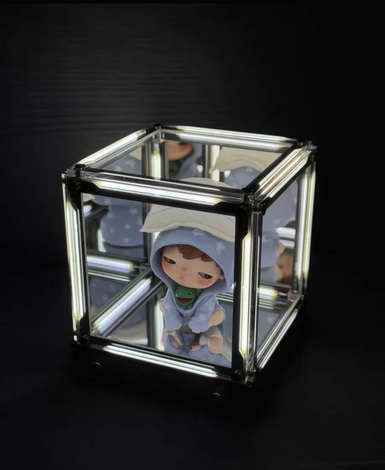 

Electronic Game Desktop Technology Atmosphere Light 4-Dimensional Space Hypercube Creative Desktop Night Light Game Accessories