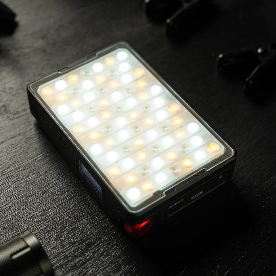 Aputure MC Pro 5w RGBww Mini Pocket Light 2000K-10000K Built-in 9 Lighting Effect IP65 CRI 96+ for Video Living Streaming Studio