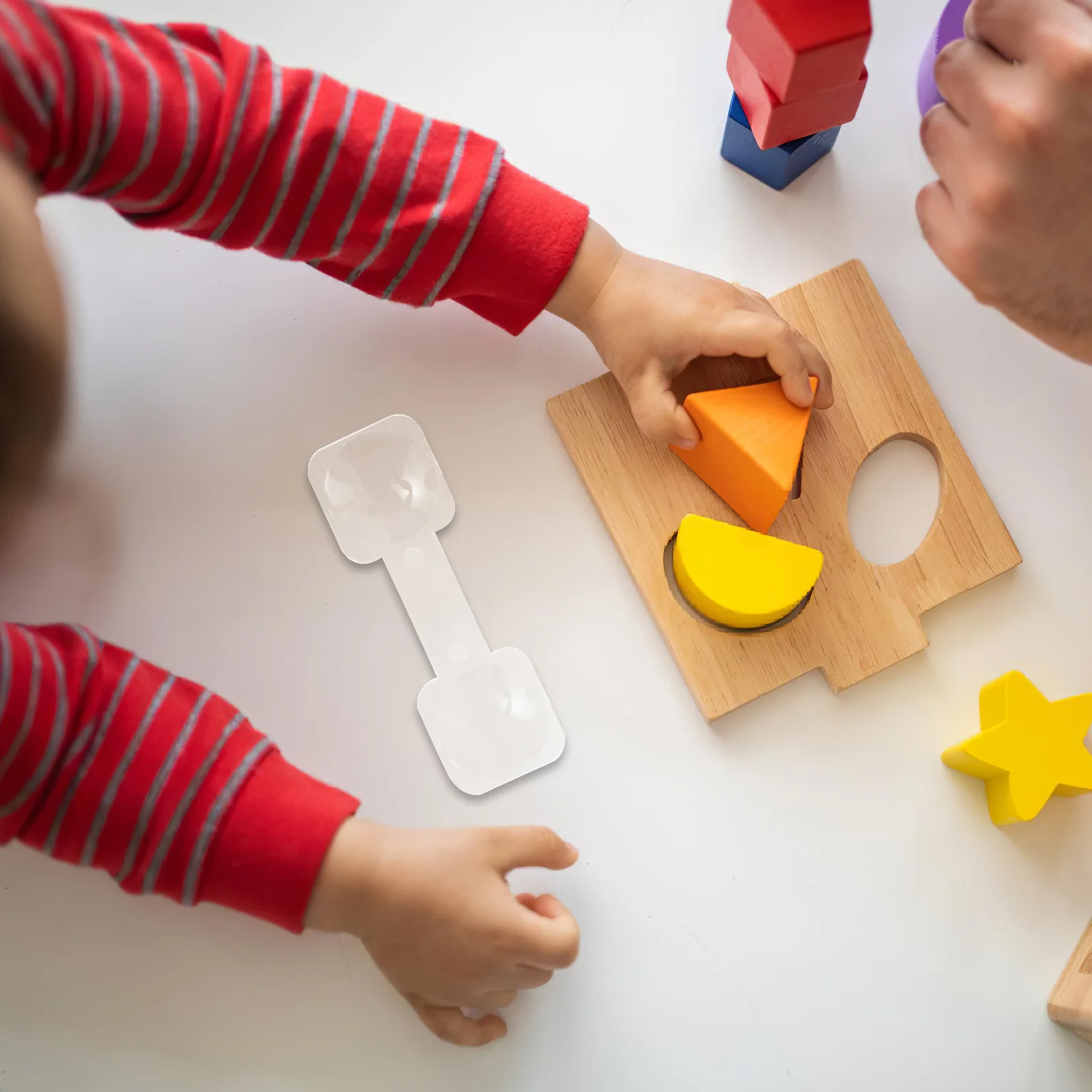 Zestaw twardej przynęty typu crankbait do połowu okoni, sztuczne przynęty do połowu w wodach słodkich i słonych, sprzęt wędkarski, realistyczny zestaw przynęt na okonia.