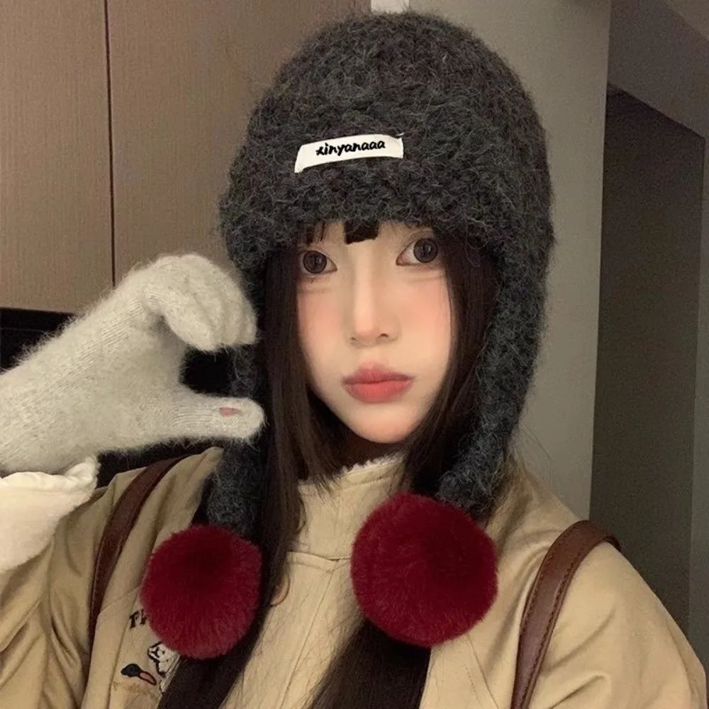 

Cute Autumu Winter Women Knitted Cap Sweet Y2k Warm Beanie Hats Versatile Fluffy Pom-pom Ear Protection Caps Outdoor