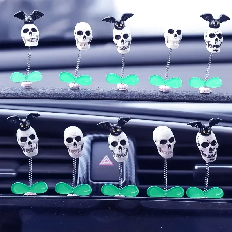 Halloween Car Shaking Skull Ornament Automotive Dashboard Center Console Bat Skull Decoration Accessories Funny Gift Ornaments