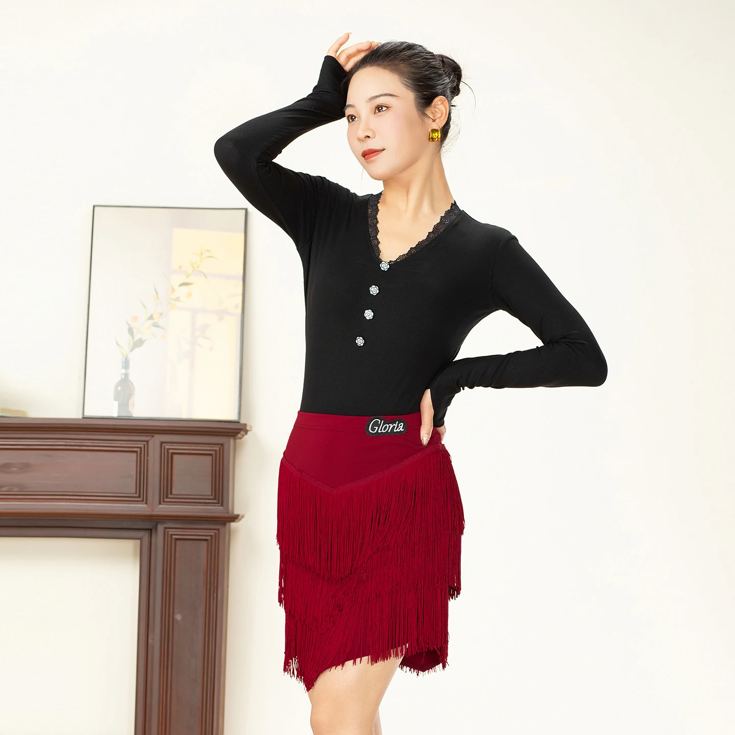 

2025 Latin dance practice outfit V-neck long sleeved top and tassel skirt set for adult and female Latin performance costumes