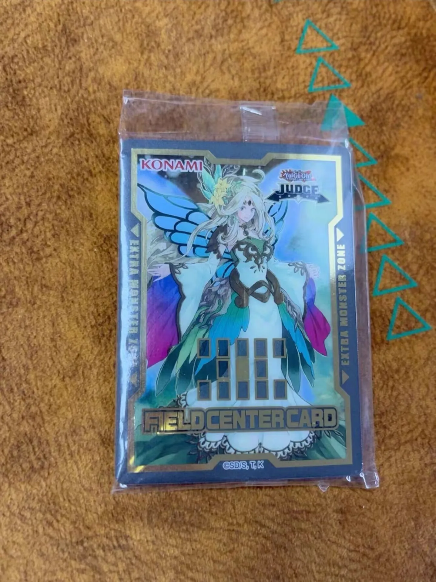 

Yugioh KONAMI Duel Monsters Judge Mardel, Generaider Boss of Light Official Collection Mint Field Center Card