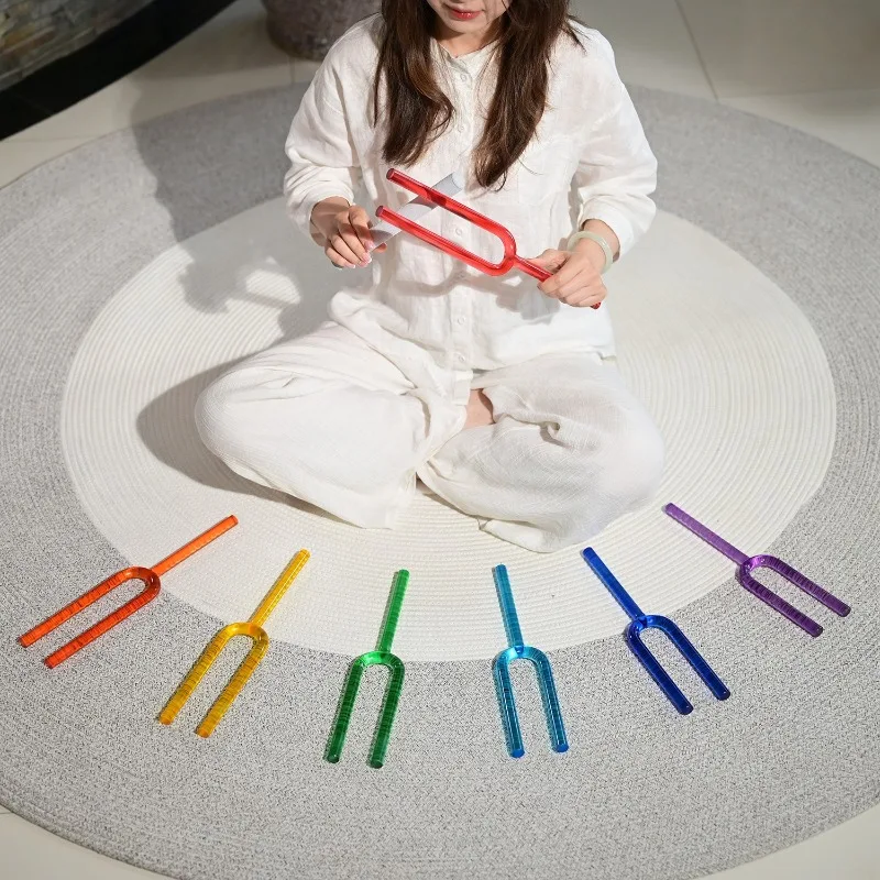 Colorful Crystal Tuning Fork Set Sound Healing Tuning Fork 8-piece Set Meditation Yoga Crystal Percussion Instrument with Box