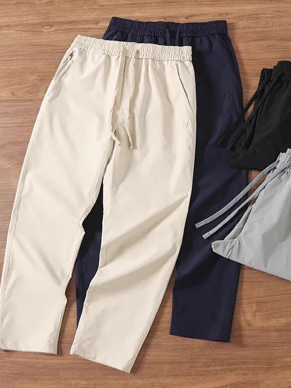 

Базовые легкие летние мужские тканые брюки Qui Dry с прямыми штанинами, модные свободные брюки со средней талией и эластичной резинкой на талии