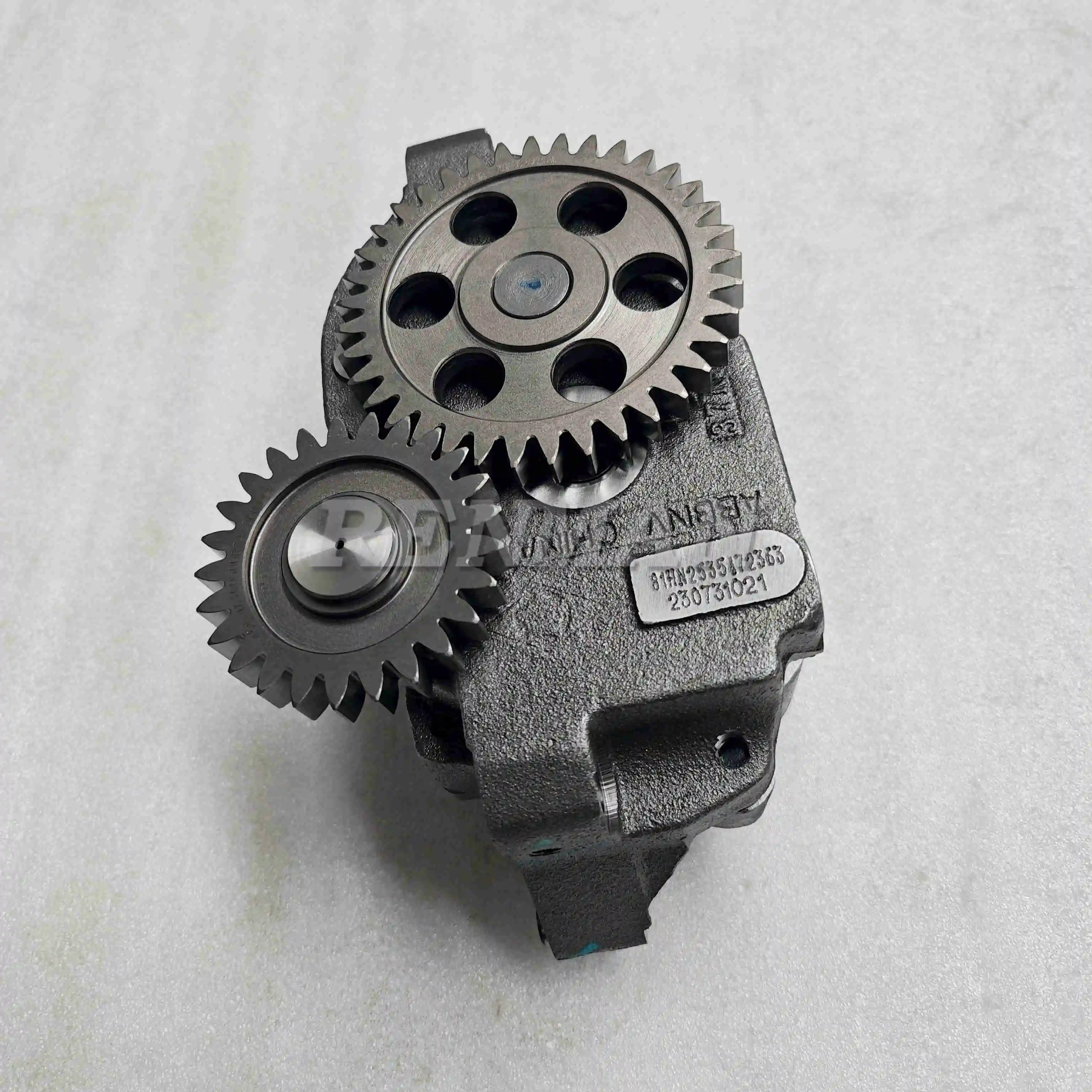 

Z13 ISZ13 Cummins Engine Parts lubricating oil pump 5472363