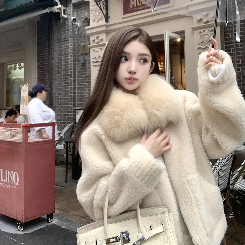 Sheep Wool Coat With Fox Fur Collar Women Autumn Winter Fashion Beige Shearling Jacket Short Fur Coat Futro Damskie Ropa Mujer