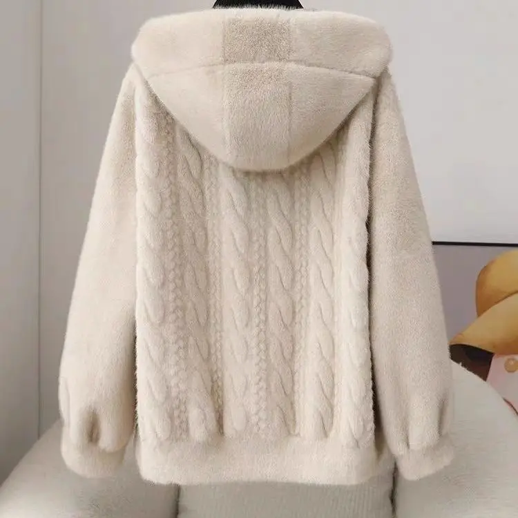 2026 Nieuwe nertsbontjas voor dames, korte moederoutfit met capuchon en verdikt bont in één winter