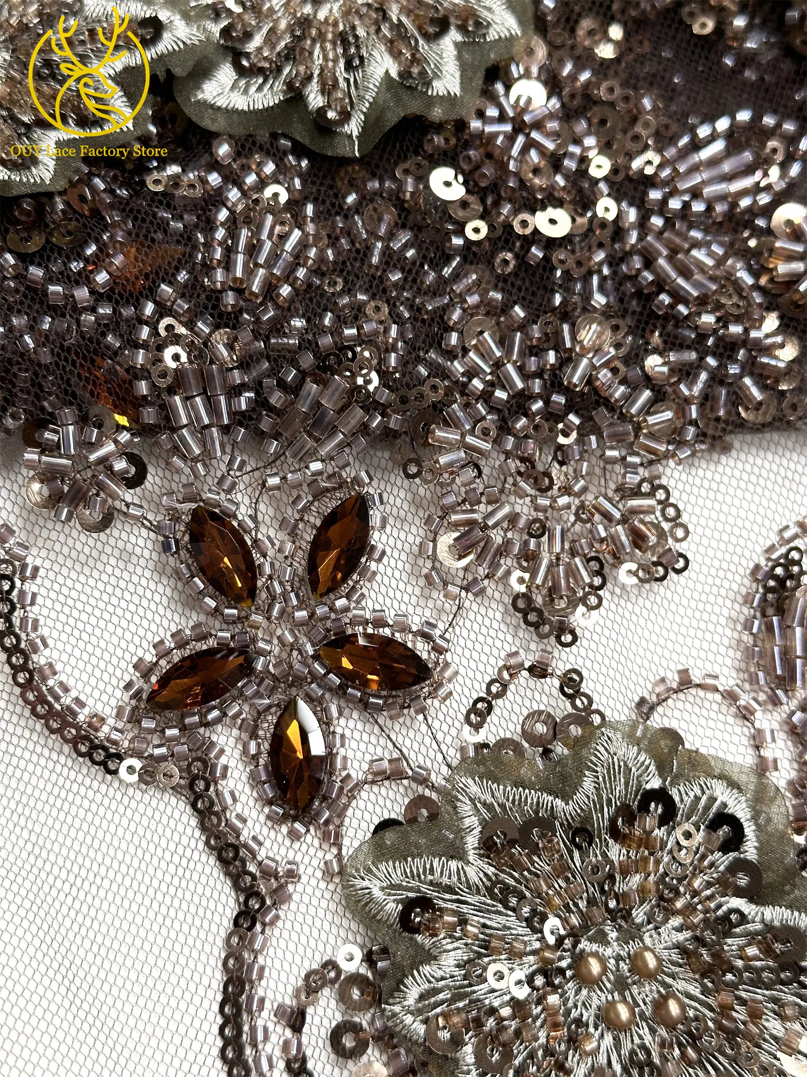 Luxuriöser königsblauer Hochzeits-Spitzenstoff, afrikanischer Perlen-Pailletten-Spitzenstoff, nigerianischer bestickter Mesh-Spitzenstoff für Hochzeitskleider – Detail 29