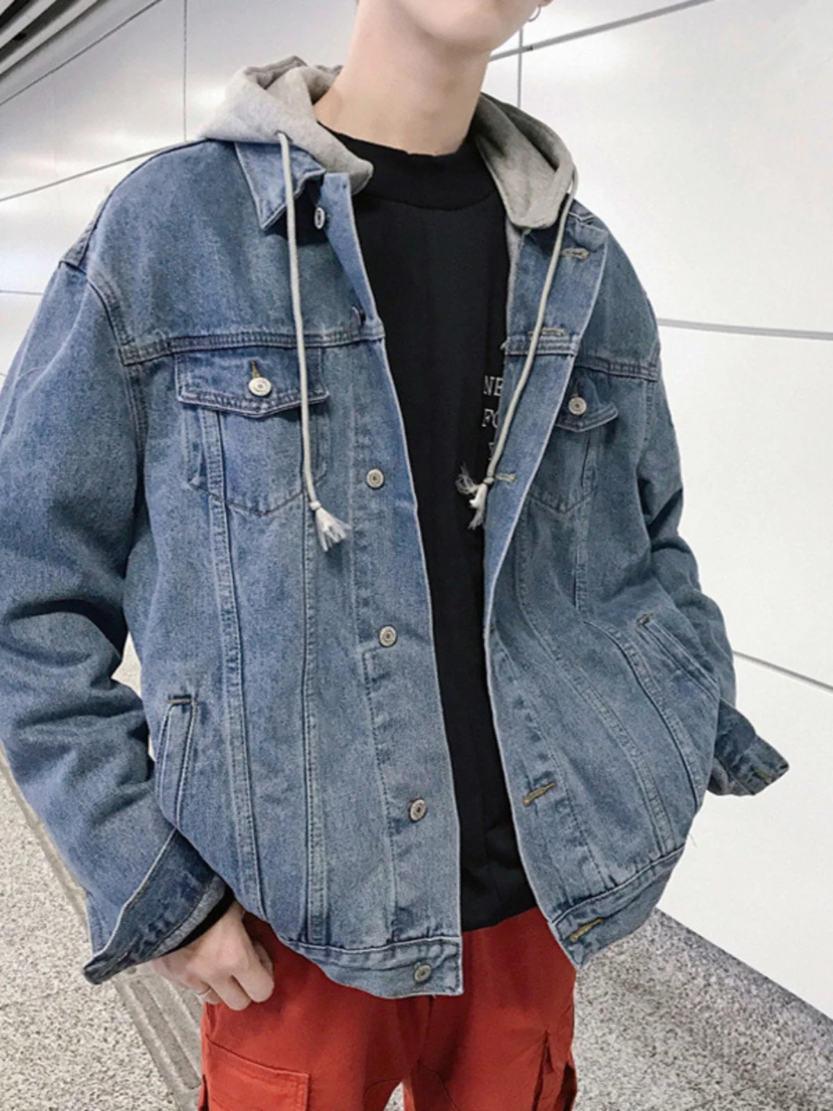 

Свободный крой, мужское джинсовое платье в Корейском стиле, модное повседневное пальто с капюшоном, весенне-осенний сезон, длинные джинсы из полиэфирного волокна, Ja...