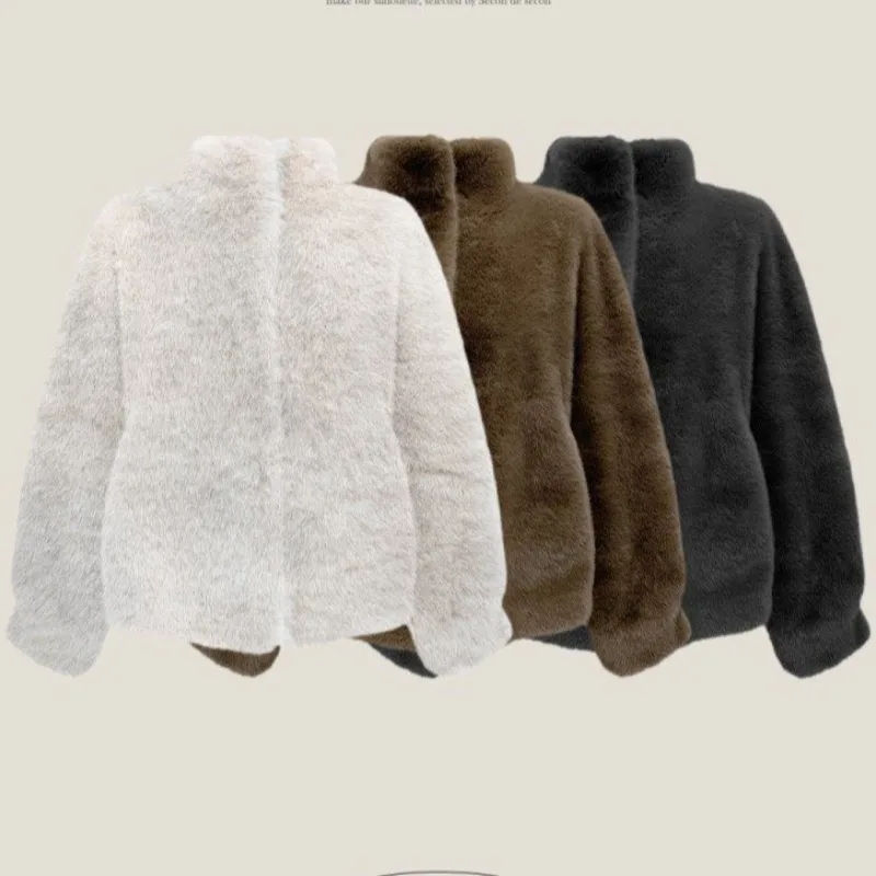 เสื้อโค้ทขนสัตว์เทียมแบบเป็นมิตรต่อสิ่งแวดล้อมสำหรับผู้หญิง คอเสื้อหลวม สไตล์ทันสมัย เหมาะสำหรับฤดูใบไม้ร่วงและฤดูหนาว คุณภาพดี ใช้งานได้หลากหลาย