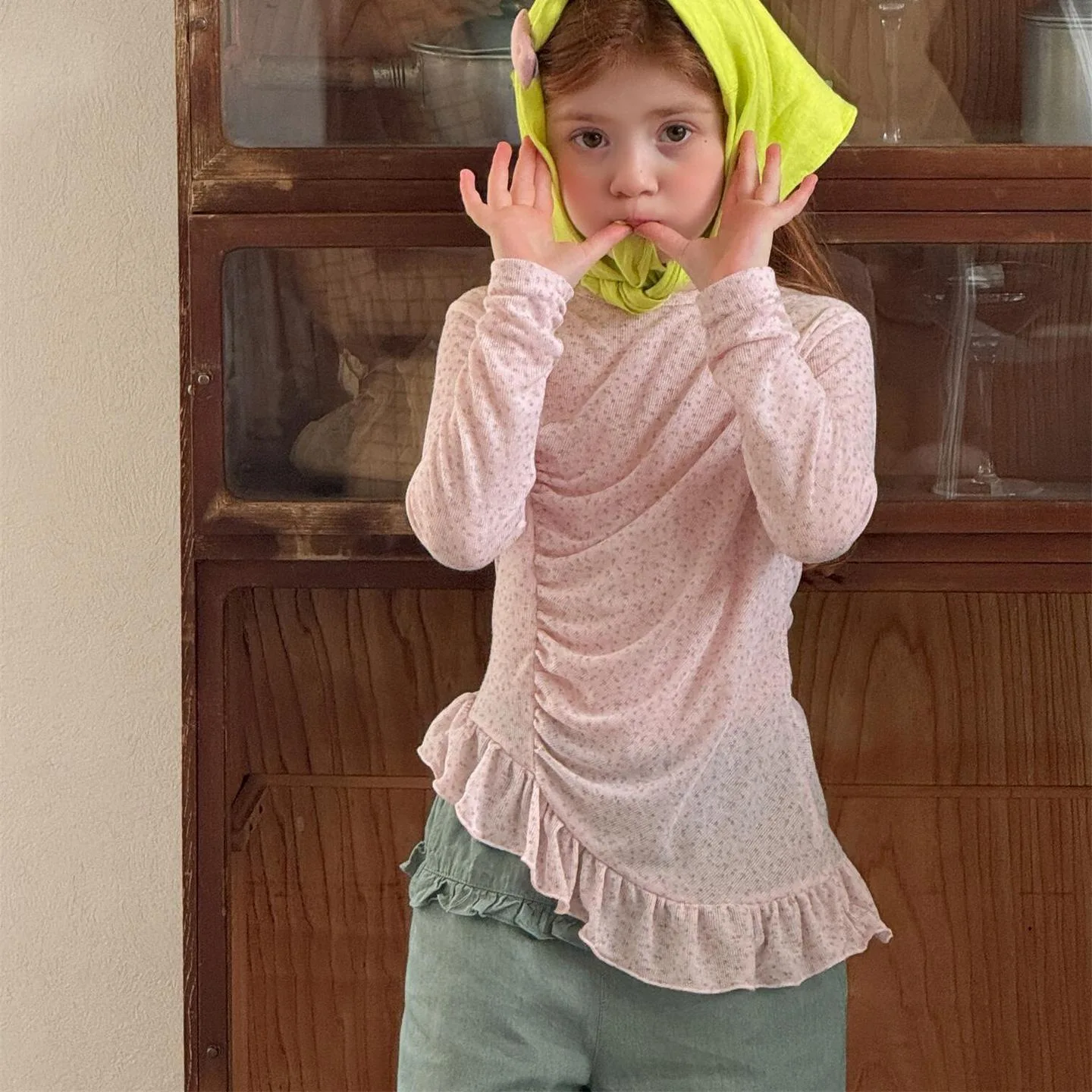 

Girls T-shirt 2026 Spring and Summer New Childrens Clothing Korean Girl Baby Pink Floral Lovely Design Round Collar Undershirt