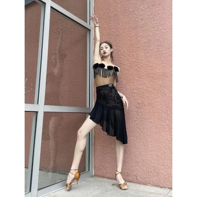 customized Latin dance costume brown floral tassel pendant top black sloping skirt
