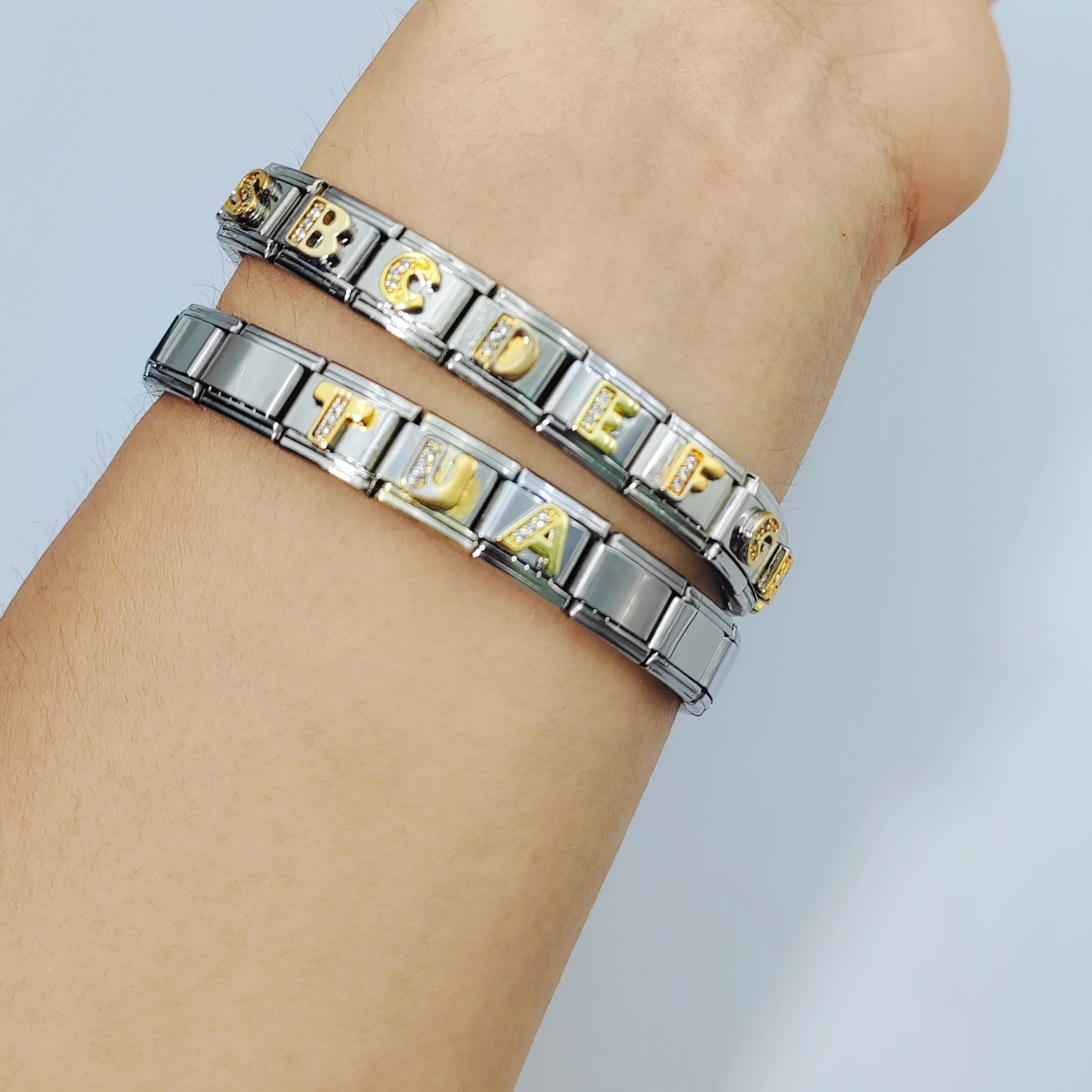 موضة جديدة بأحرف أولية A-Z 26 أساور أبجدية مطلية بالذهب من الفولاذ المقاوم للصدأ وصلات إيطالية 9 مللي متر لتقوم بها بنفسك للنساء والرجال #4