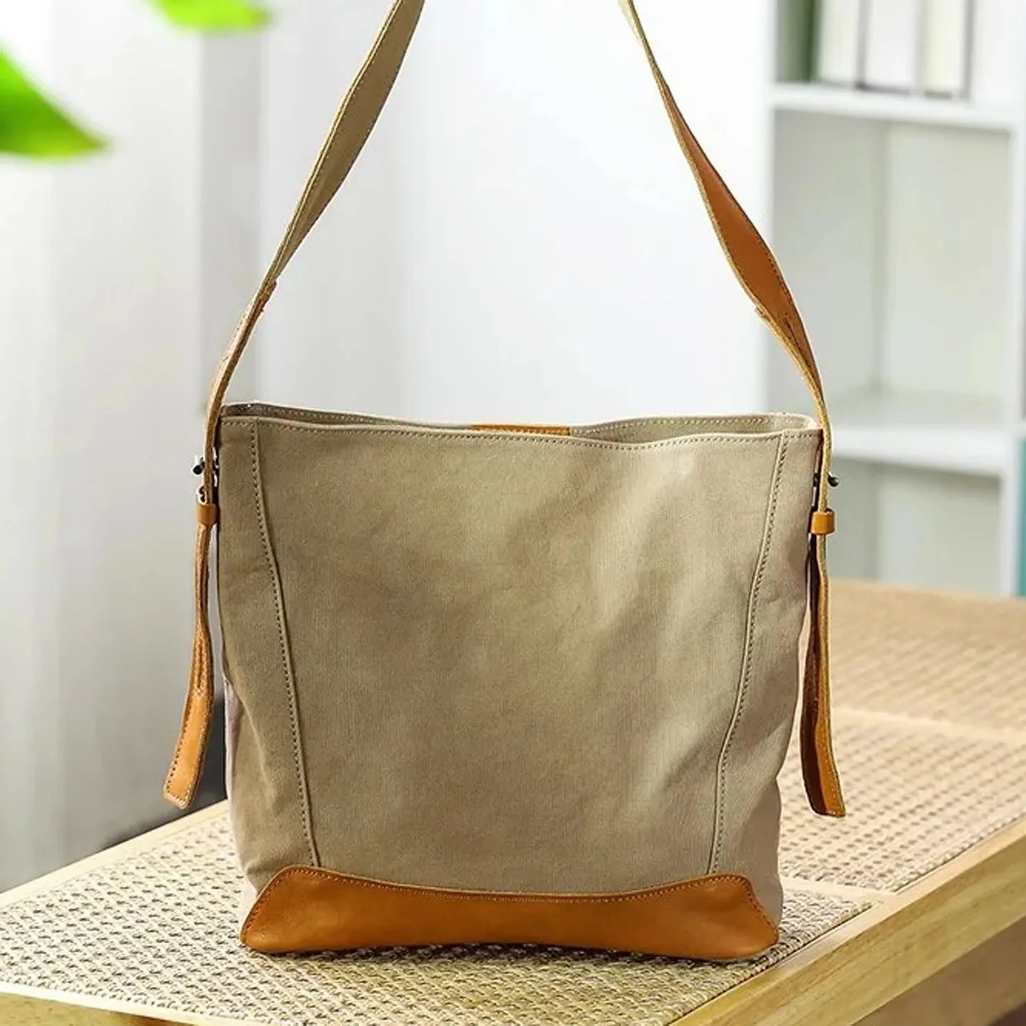 AETOO Artistic retro niche crossbody canvas tote bag for women, large-capacity single-shoulder bag, casual Japanese style, simpl