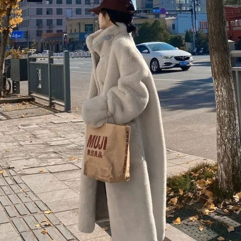 2023 New Fur Coat Women Winter Mid Length Loose Slim Fur Thickened Environmental Protection Mink Fur Buckle Mink Fur Coat Trend