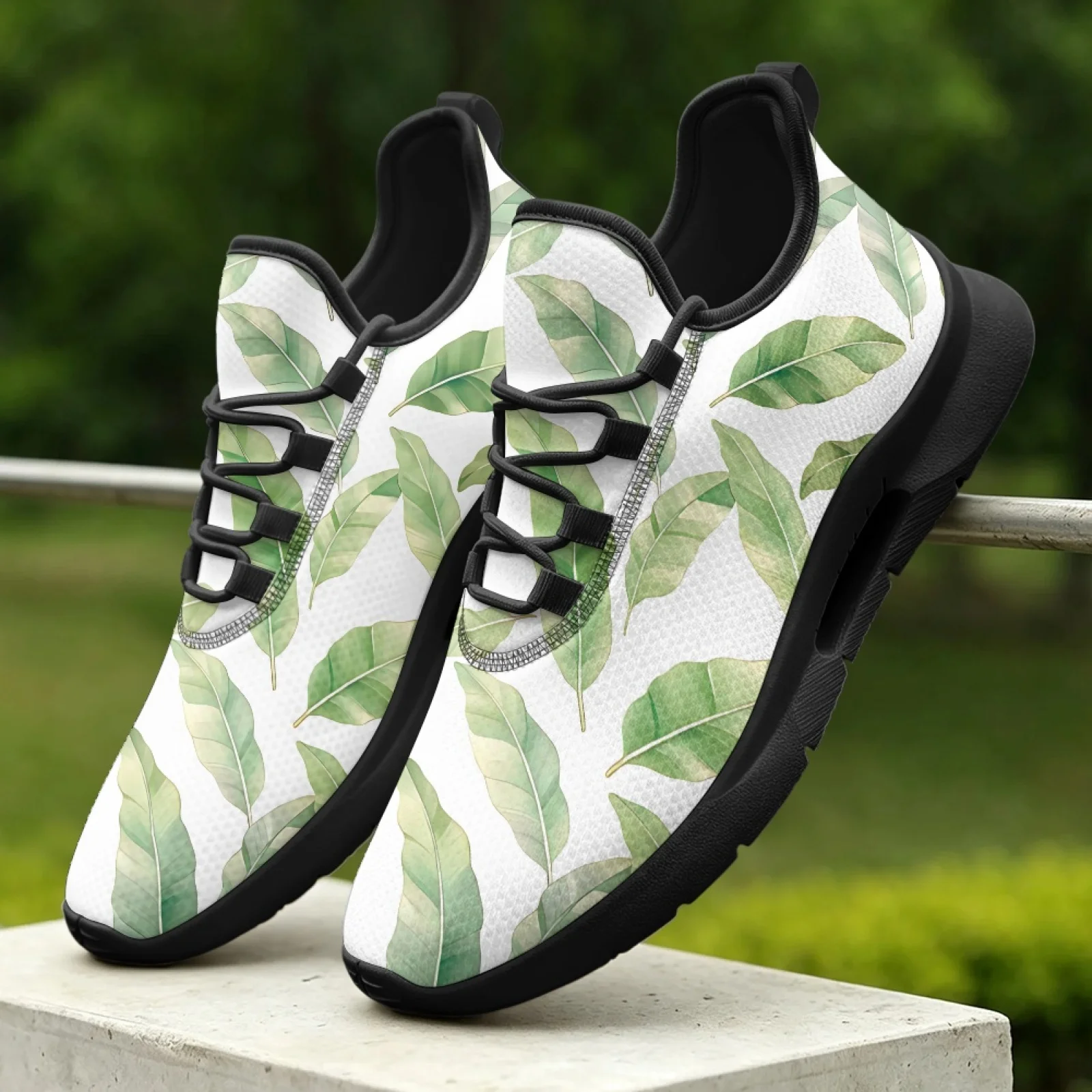 PENSTROLL Green Banana Leaf Print Mesh Sneakers Low-Top Lace-Up Sneakers for Men, Lightweight Comfortable Walking Shoes