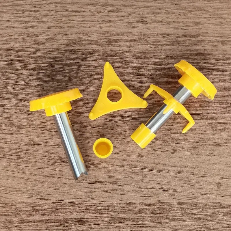 500Pcs Portable Practical Plastic Stainless Steel Coconut Opener With Reusable Holes for Easy And Convenient Coconut Cracking