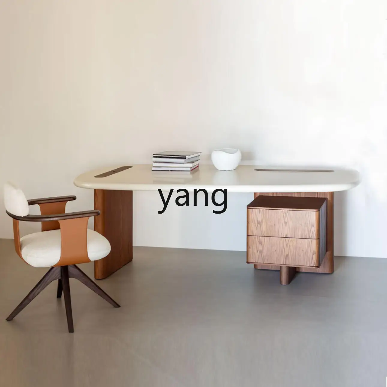 LMM مكتب من الخشب الصلب على طراز منتصف القرن إيطالي بسيط وخفيف وفاخر وحديث