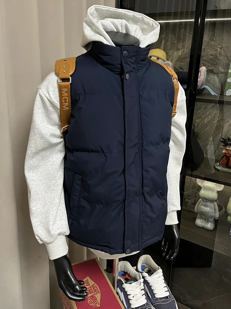 

Легкий синий пуховый жилет для мужчин, зимняя верхняя одежда, утепленный хлопковый жилет с перекрывающимися плечами для подростков, водонепроницаемый полиэстер...