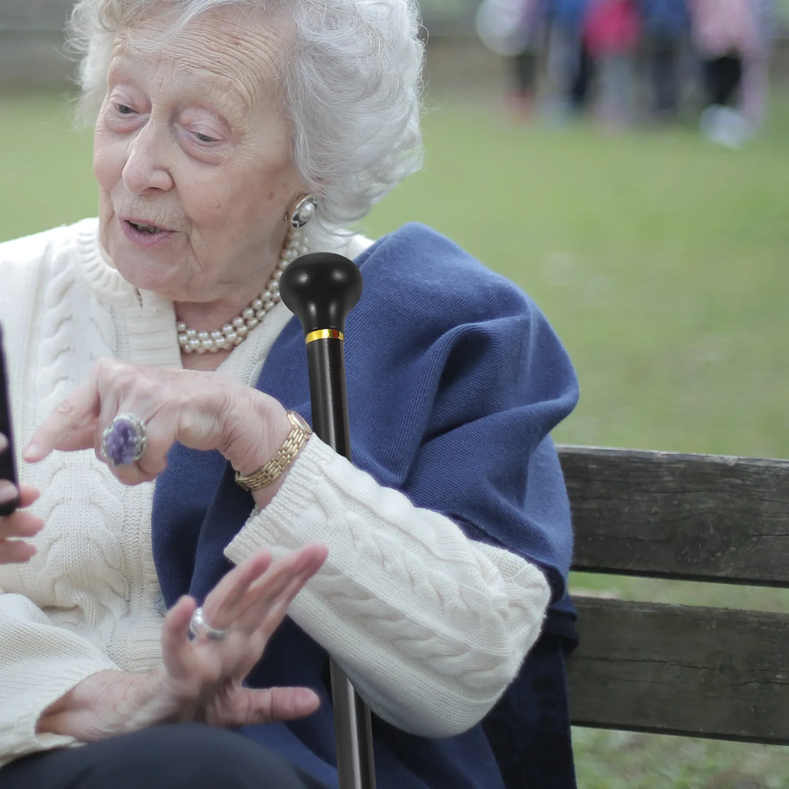 

Solid Wood Cane Handle Replacement Ergonomic Smooth Polished Walking Stick Handle for Men Women Outdoor Mobility Aid Cane