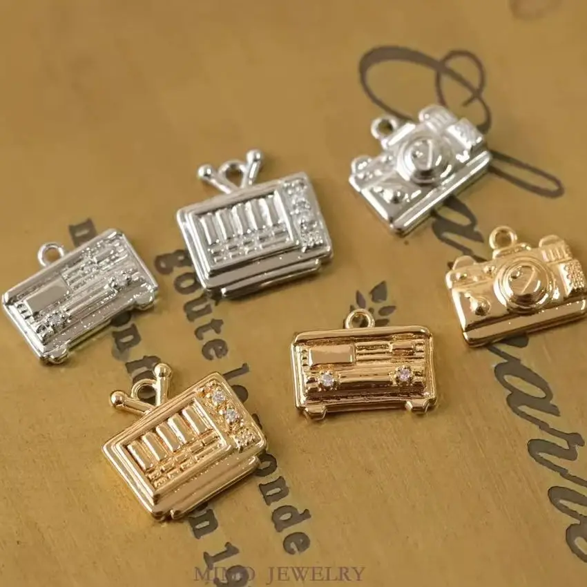 

2PCS Gold Vintage Pendants Copper-Plated Real Gold Store Camera Tape Recorder TV DIY Handmade Accessories