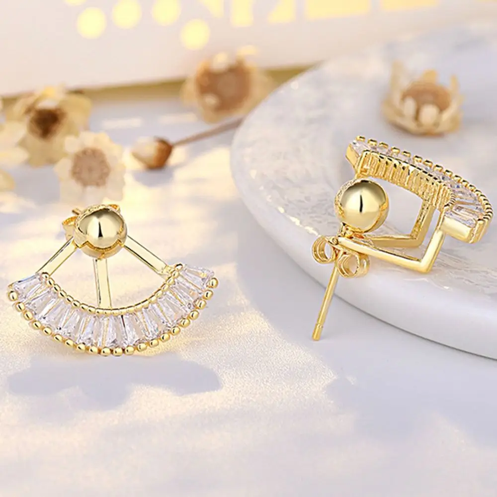 Fashion Scalloped Earrings Temperament Exquisite Fan-shaped Rhinestone Earrings Elegant Light Luxury Round Bead Ear Stud Girl