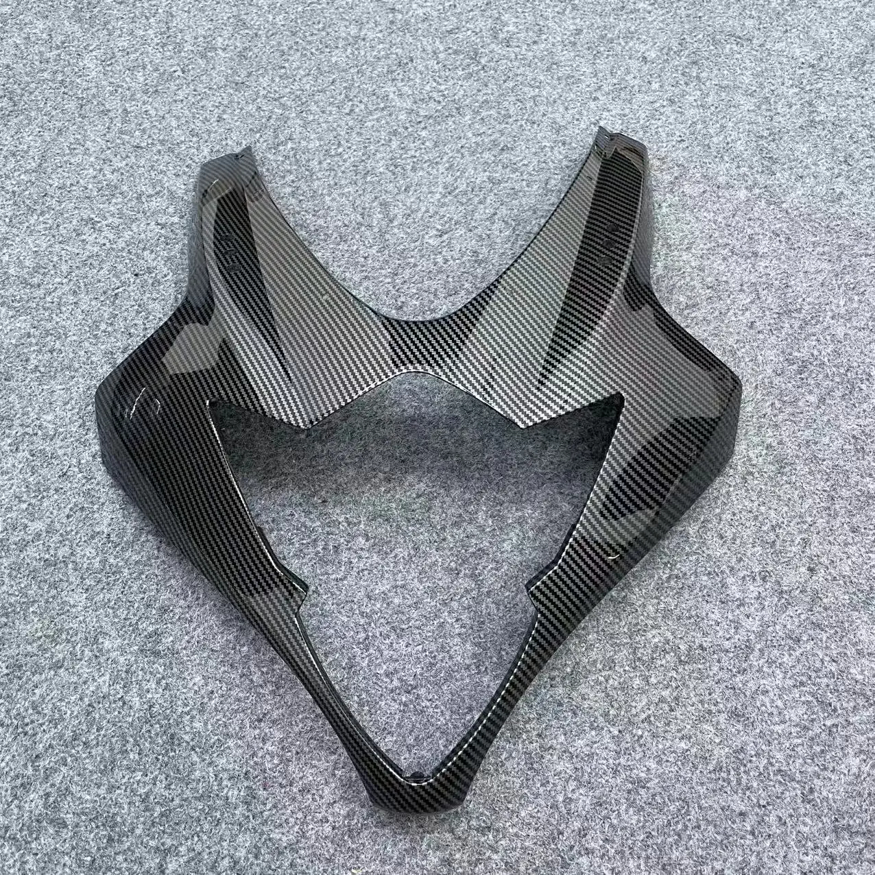

ABS motorcycle fairing is suitable for GSXR1000 GSX1000R K5 large R head cover main head shell 05 06 05-06 carbon fiber paint