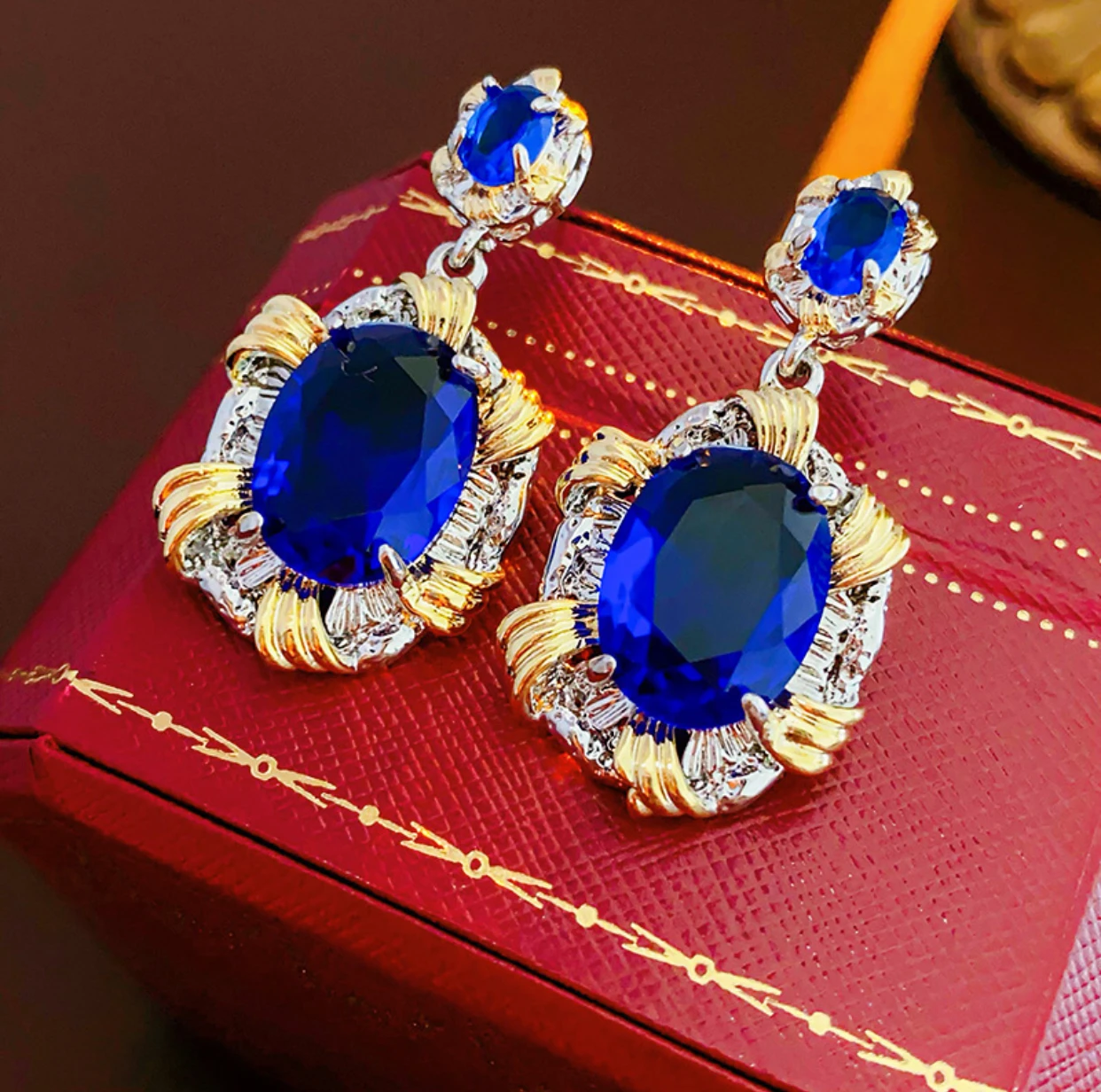 

Luxury 4*2.3cm elegant blue zircon oval metal stud earrings light luxury high-end earring for women