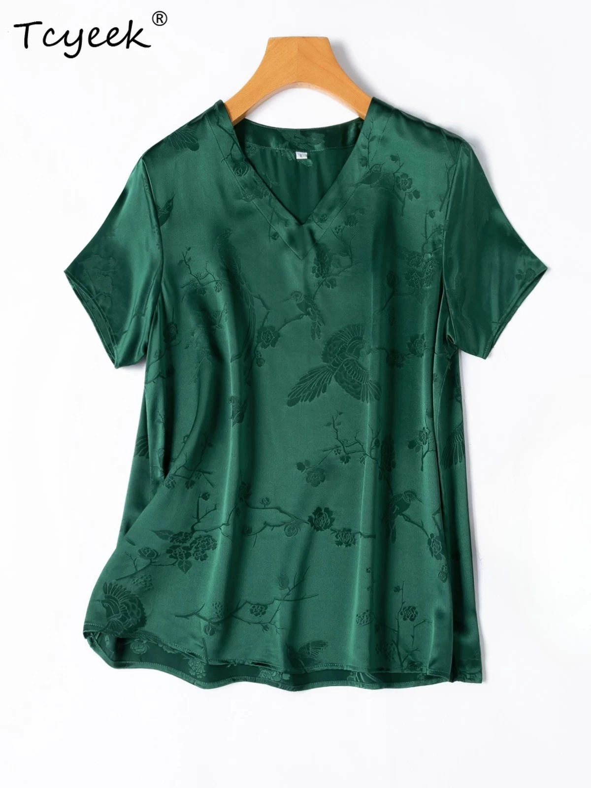 Tcyeek 28MM 100% Mulberry Silk Womens Tops Elegant T-shirts for Women V-neck Short Sleeve Summer Clothes Jacquard Топ Женский