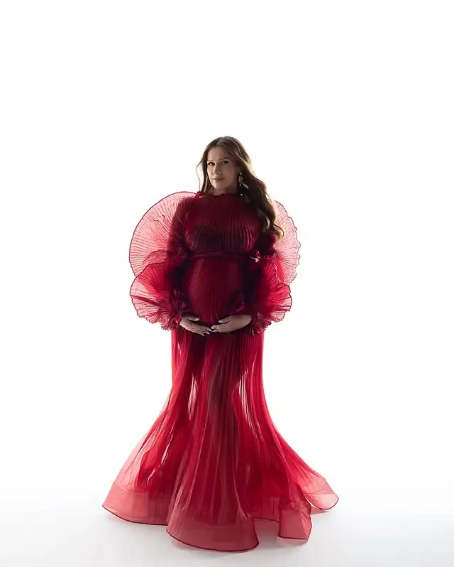 Burgundy จีบ 2 ชิ้นชุดถ่ายภาพ Sheer Organza ชุดคลุมท้องеการตั้งครรภ์ชุดเครื่องแต่งกาย