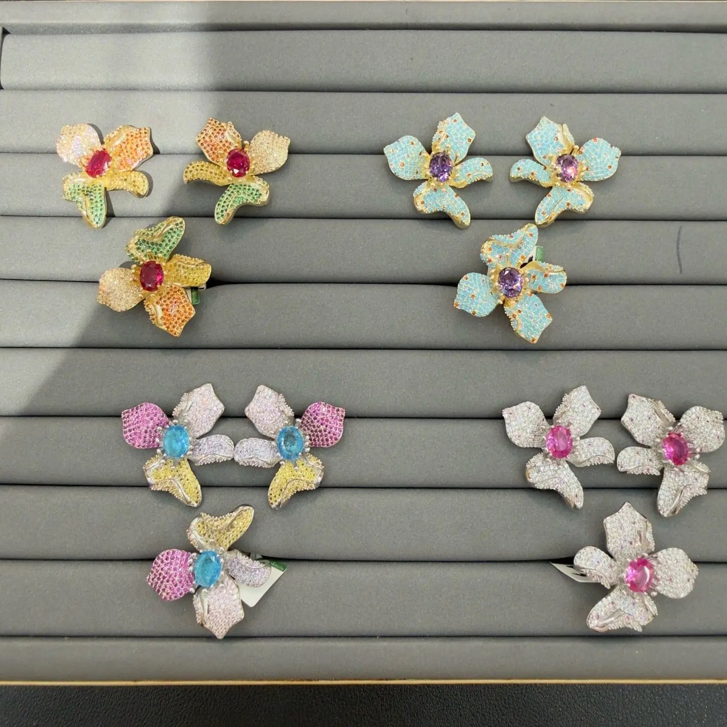 

New Zircon Colorful Flower Earrings and Ring Set