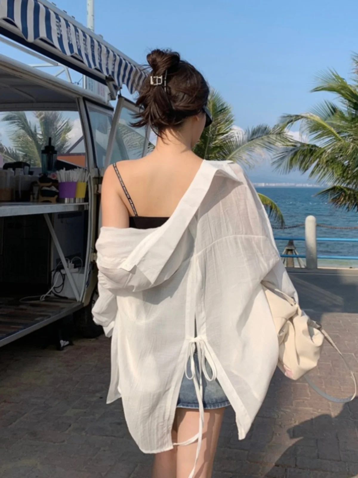 

White Thin Sun Protection Shirt Coat Women's Design Back Split Belted Elegant Shirt Top Sweet Style Loose Fit Breathable