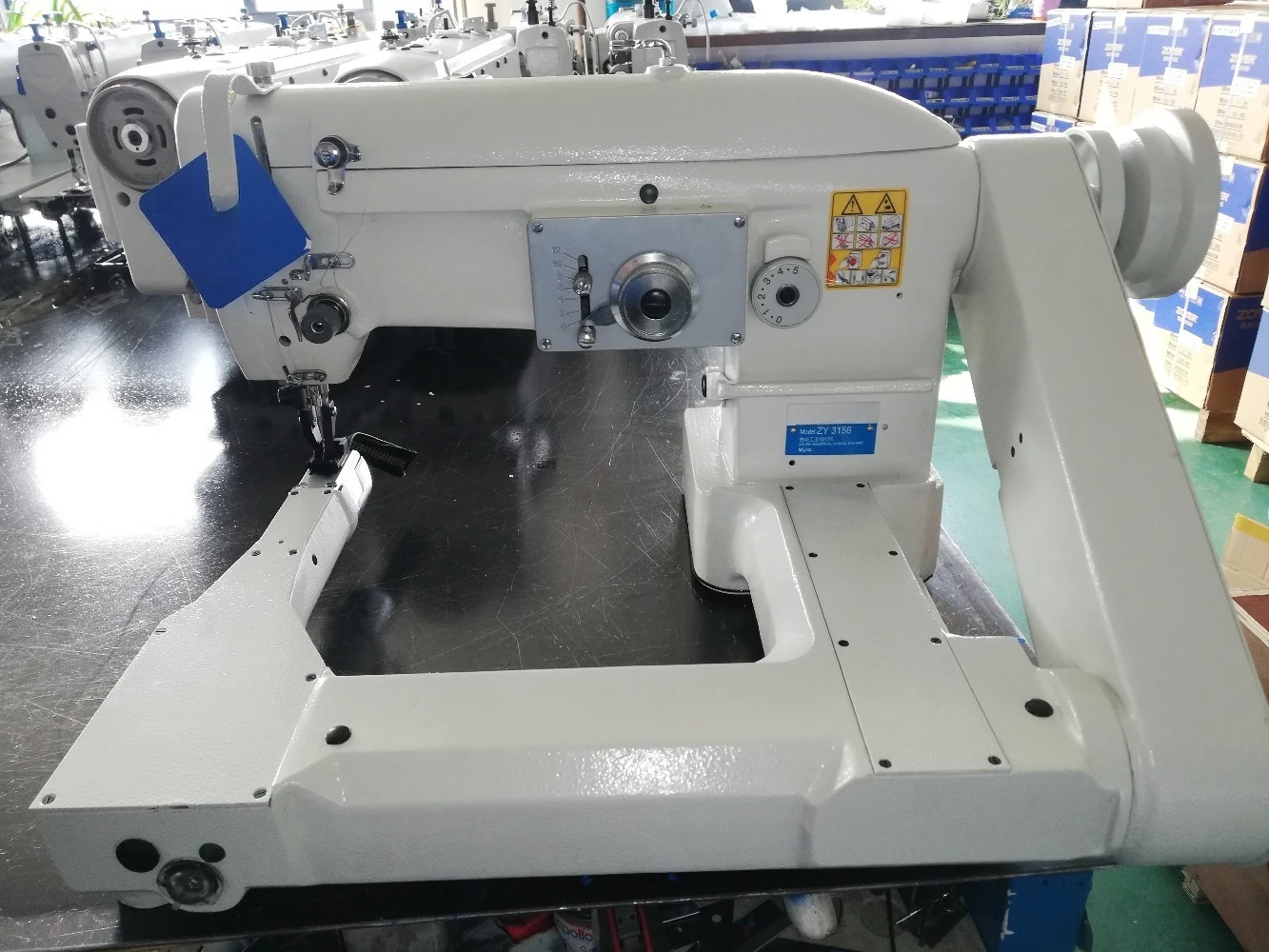 ZY3156 Zig Zag Sewing  Machine  Feed  off the  Arm  Lower Feed Industria Zigzag Sewing Machine Heavy Duty Zigzag Machine