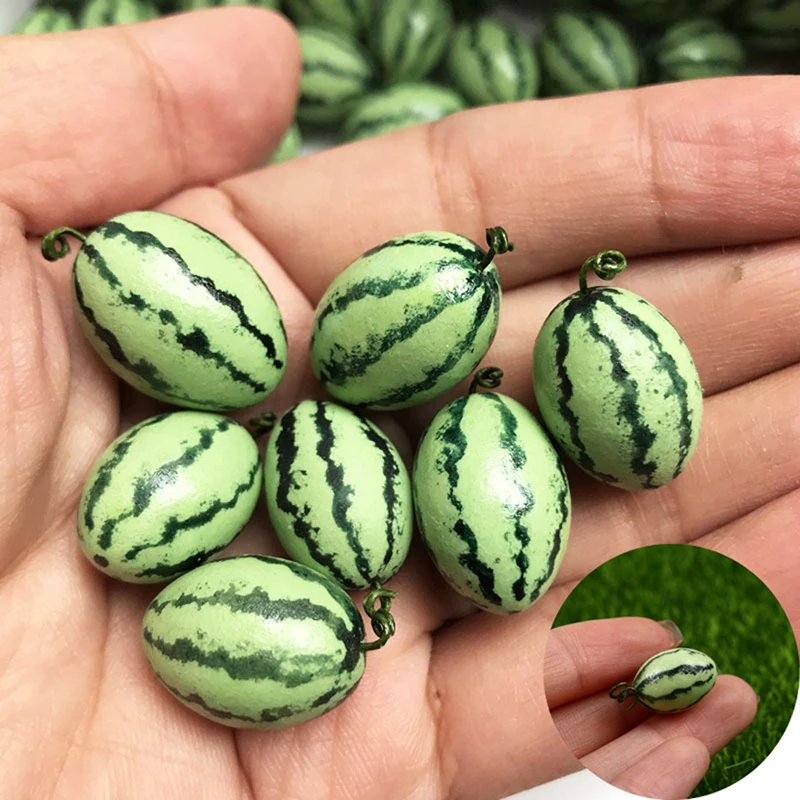 1PC New Creative Mini Fruit Resin Artificial Watermelon Statue For Dollhouse Decoration Kids Pretend Play Toys Gift