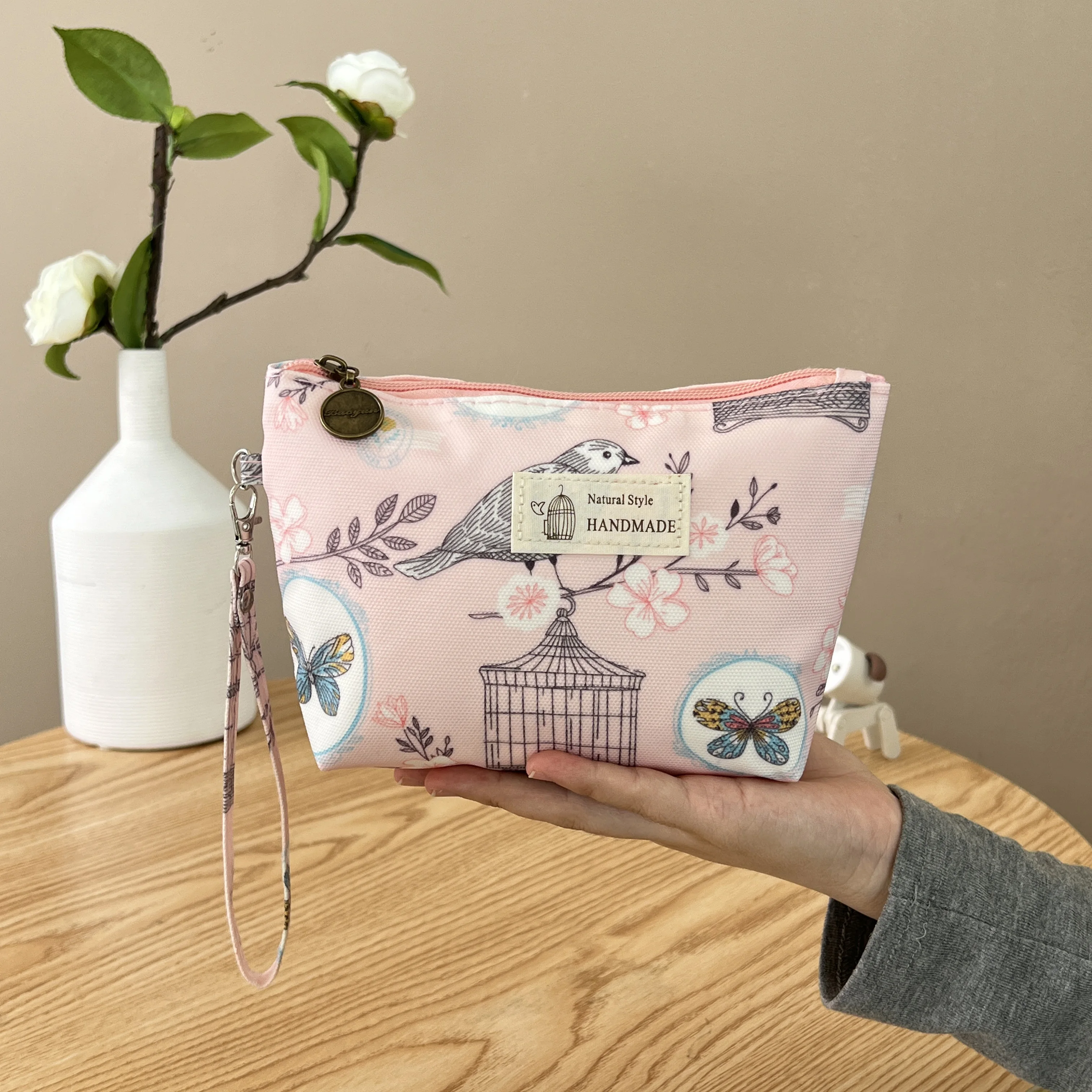 Female Zipper Women Makeup Bag Waterproof Vintage Floral Printed Travel Ladies Cosmetic Pouch