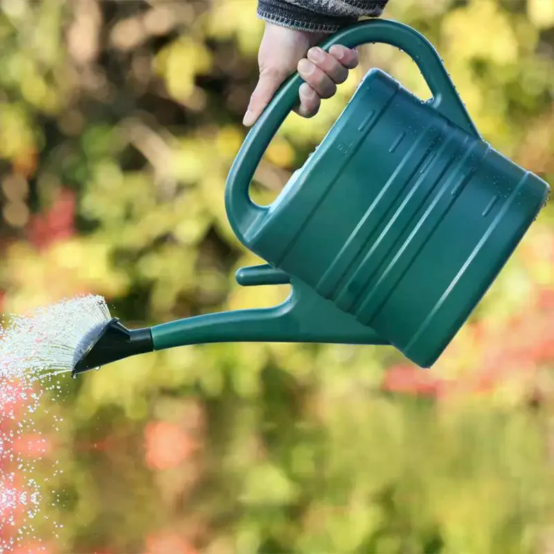 5L Plastic Watering Can Garden Essential Watering Can Indoor Outdoor Light Weight Cans Watering Can Family Gardening Garden