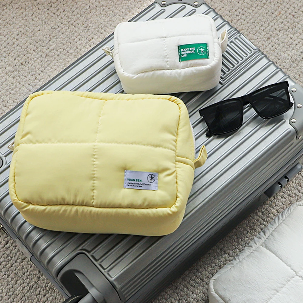 Must-have nylon waterproof cosmetic handbag for travel, a miscellaneous storage bag, a toiletries bag, and a luggage storage bag