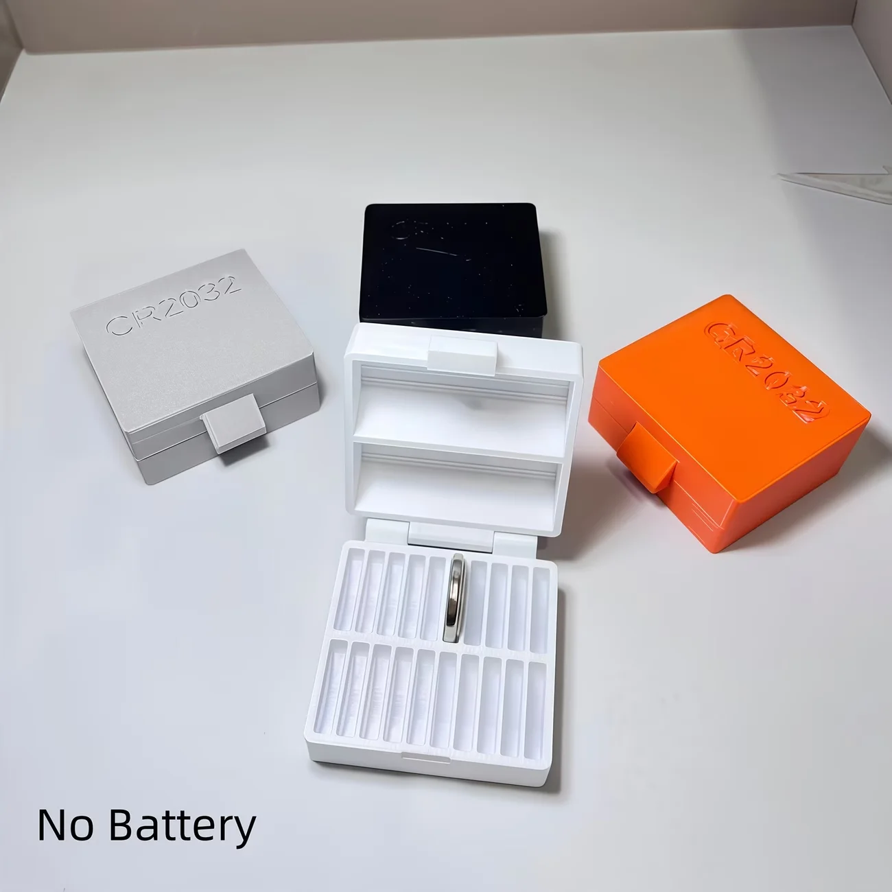 CR2032 Button Battery Storage Box - Mini Size Saves Space, Dustproof and Moisture-proof Household Battery Storage Organizer