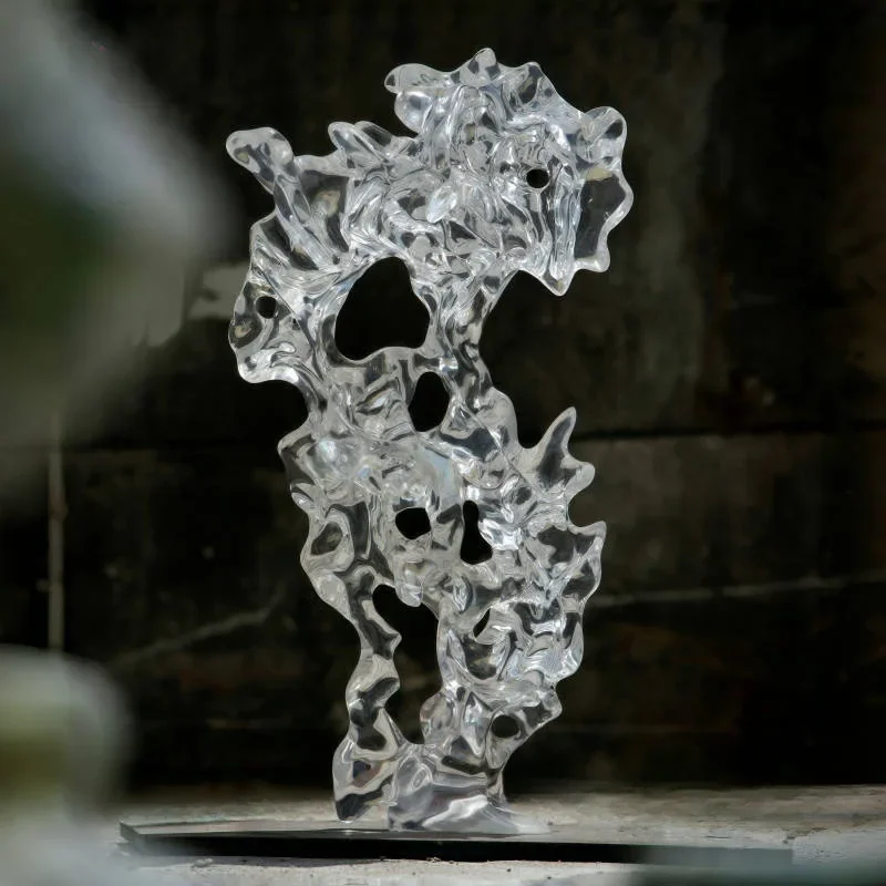 Transparent resin Taihu stone sculpture transparent resin