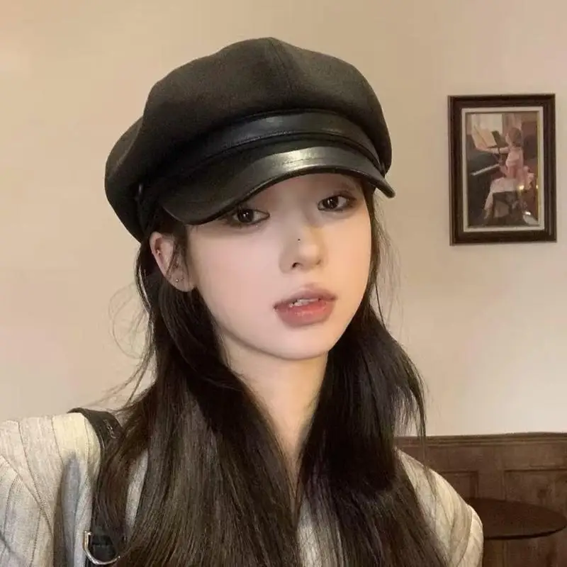 A52E Adult Newsboys Hat with Eight-Panel, Short Front Brims, Smooth Band, and Button Decors, Cabbie Cap for Winter Outdoor