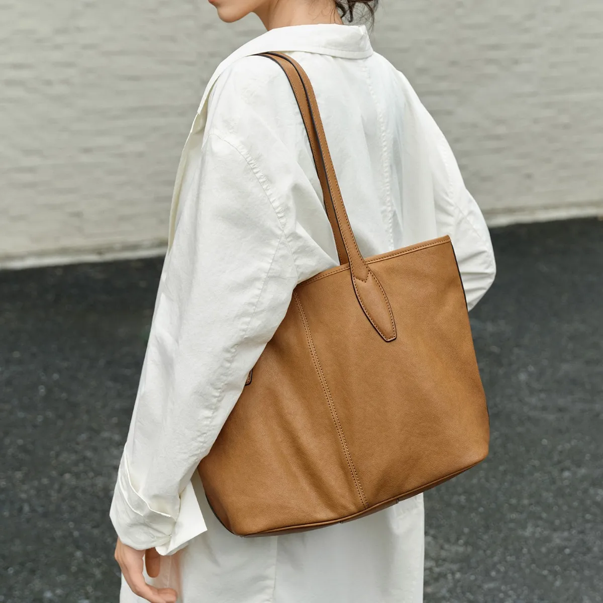 

QIUZHEN Vegetable-Tanned Lambskin Tote Bag for Women Large Capacity Commuter Bag Genuine Leather Casual Shoulder Bag 2025 New