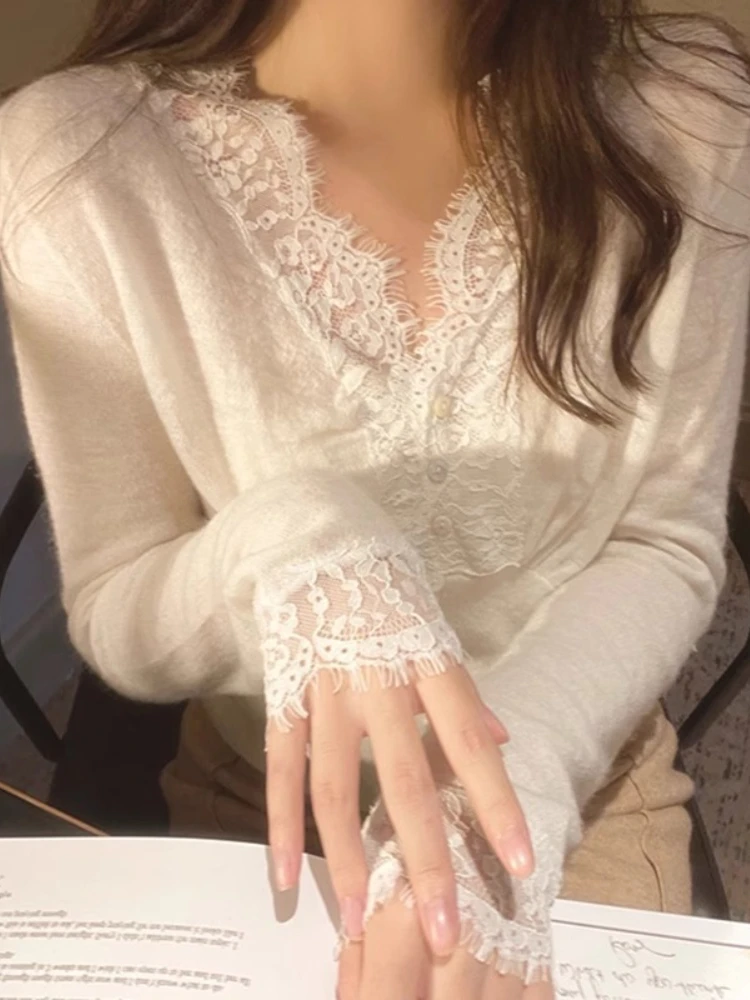 

2025 Lace Trim V Neck Cardigan Top Women Slim Fit Knitted Sweater Top Women Single Breasted Button Shirt Sexy Base Layer Sweater